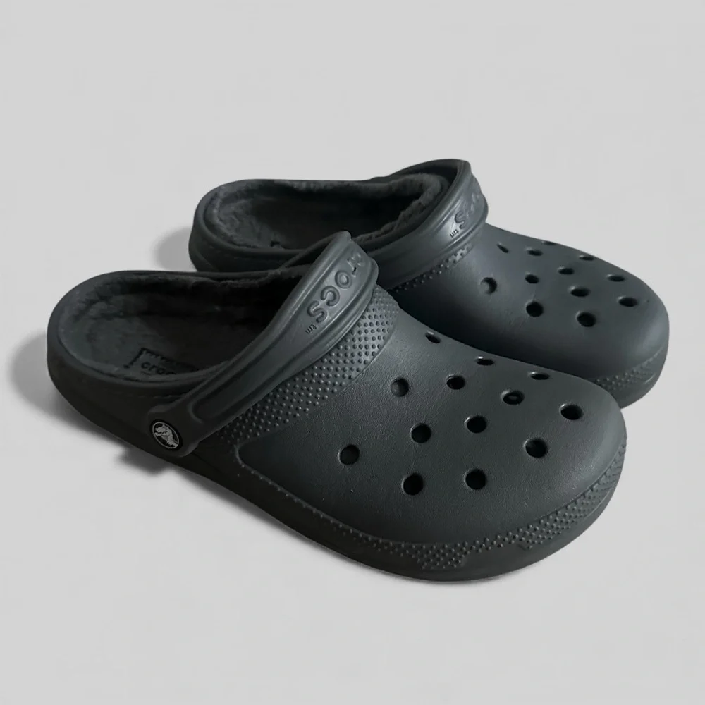 Crocs Lined Slip‎ on Shoes Dark Gray Clogs Men 8 Women 10